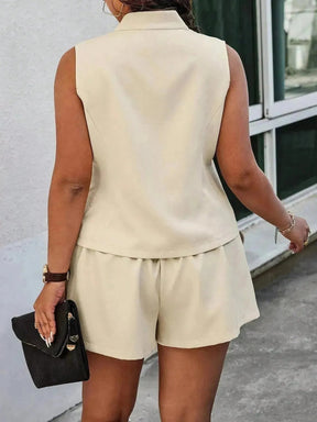 Conjunto feminino de short e jaleco Miranda. Plus Size